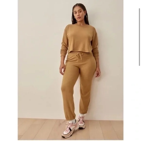 Reformation Pants - Reformation Taylor Sweater Knit Jogger Drawstring Tan Lounge Pants